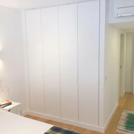 Tp Bombarda 5, Deluxe * リスボン