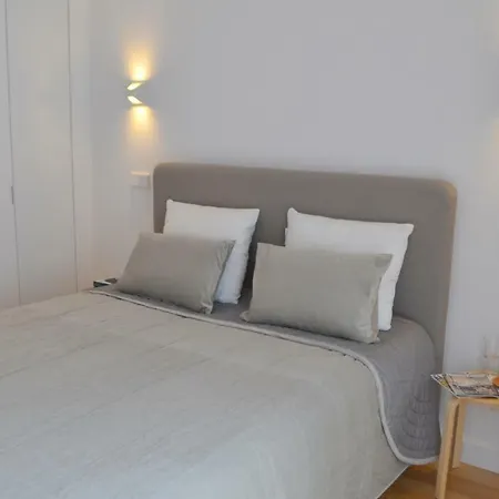 Tp Bombarda 5, Deluxe Apartmán